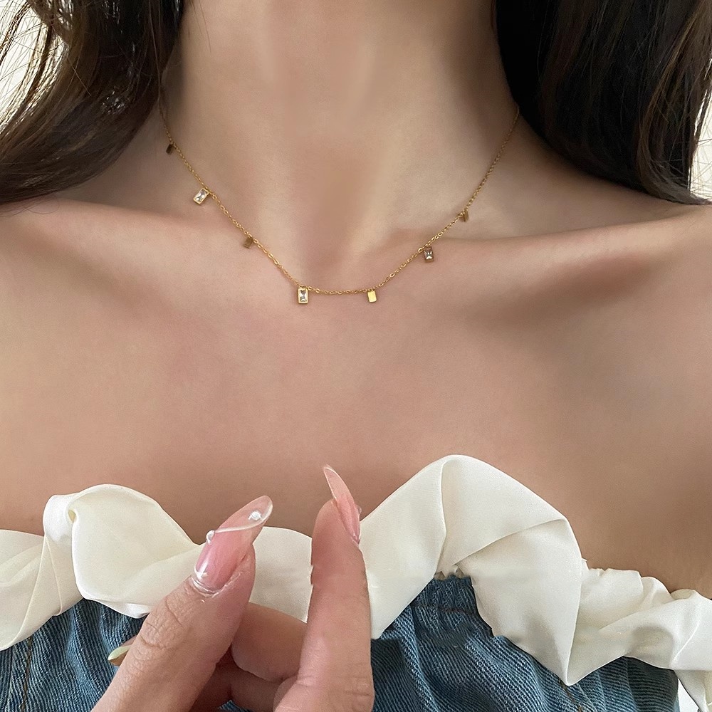 Vòng Cổ Choker Bằng Thép Không Gỉ X005 Vàng 18K Đính Đá Zircon Hình Chữ Nhật Phong Cách Vintage Cho Nữ