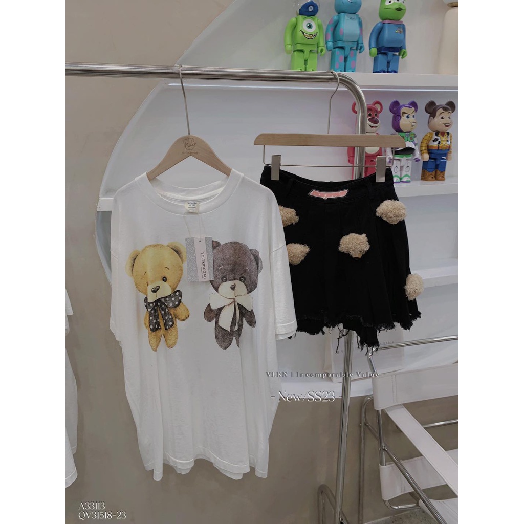 Áo u.k 2 đầu gấu đeo nơ 2 mặt