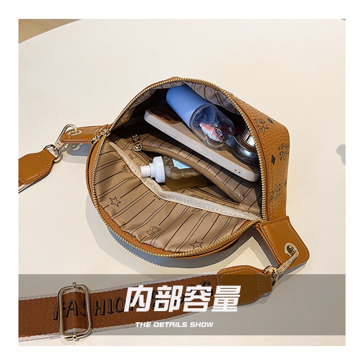 Túi đeo ngực in hình gấu hoạt hình có màu tương phản/Ví Messenger một vai phiên bản Hàn Quốc dành cho nữ