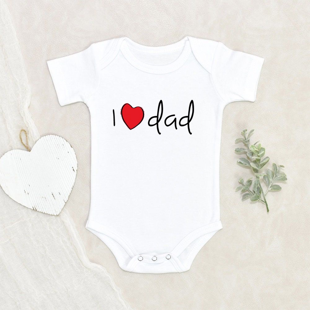 Áo Liền Quần Màu Trắng In Chữ i love my Dad Cho Bé Sơ Sinh