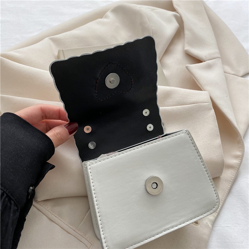 💥có hàng sẵn💥Túi Xách Đeo Vai Kiểu Vuông Nhỏ Hình Trái Tim Phong Cách Phương Tây Thời Trang Mùa Hè 2023 Mới Cho Nữ