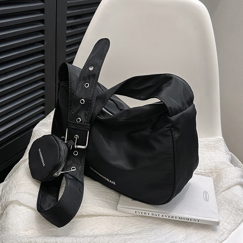 Túi Đeo Vai Mini Bằng Vải Nylon Màu Trơn Sức Chứa Lớn Thời Trang Mùa Xuân 2023 Dành Cho Bạn Nữ