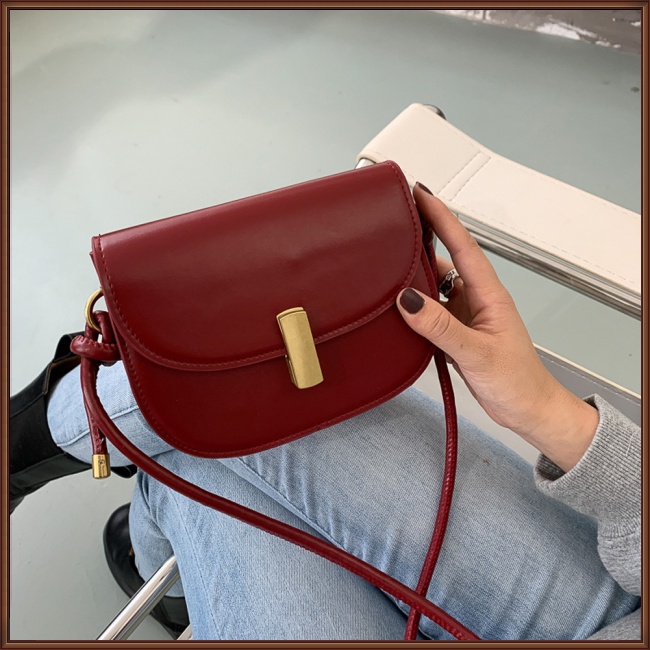 Túi Đeo Chéo Bằng Da Pu Màu Trơn Đơn Giản Phong Cách Retro Cho Nữ
