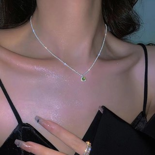 Vòng cổ Mặt Đá Quý Xanh Lấp Lánh