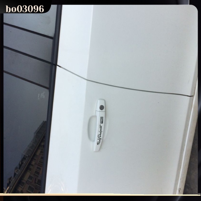 Decal Phản Quang Dán Tay Cầm Cửa Xe Hơi