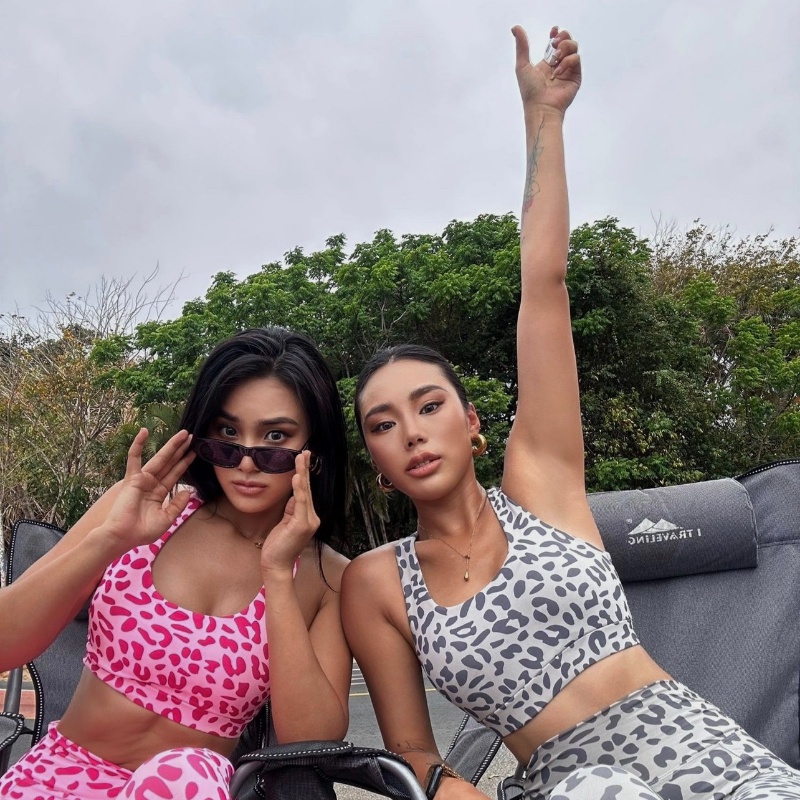 【Yogaheal】Bộ Đồ Tập Yoga Lưng Cao Dáng Ôm In Họa Tiết Da Báo Quyến Rũ