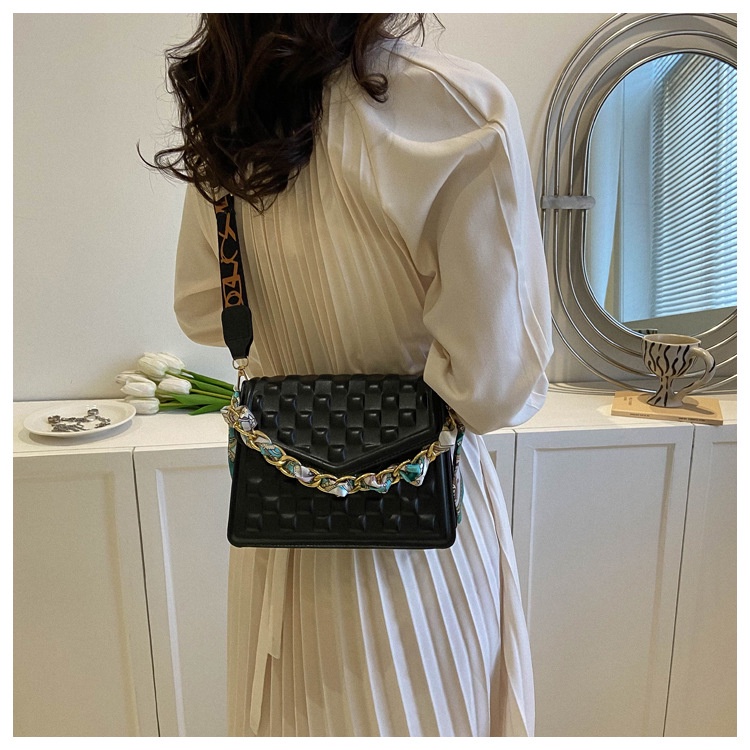 Túi Đeo JASMIN NOIR Chéo Vai Họa Tiết Kẻ Sọc Có Dây Xích Thời Trang Dành Cho Nữ