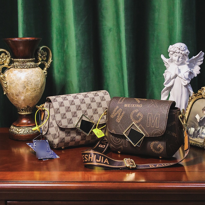 Túi Đeo Vai Vuông Nhỏ Dây Bản Rộng In Họa Tiết Chữ Thời Trang Chất Lượng Cao Cho Nữ