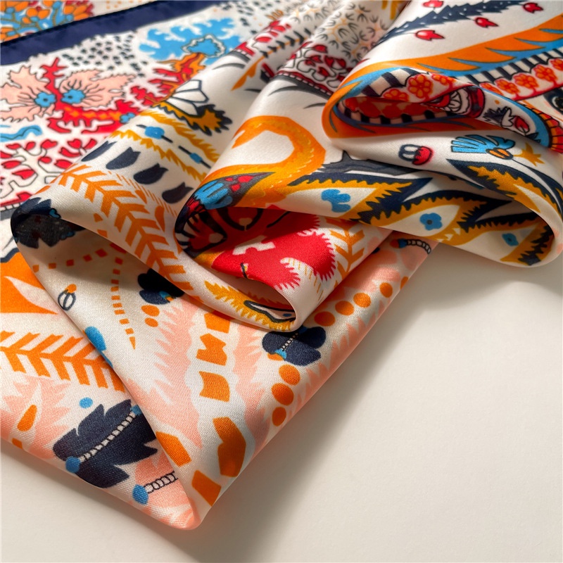 Khăn Choàng Cổ Vuông 70X70Cm Chất Liệu Lụa Họa Tiết Hình Học Thời Trang Cho Nữ