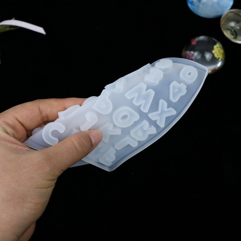 Khuôn Silicone Làm Móc Khóa Nhựa Resin Hình Chữ Cái / Chữ Số