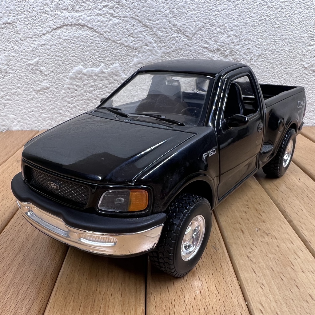 Mô Hình Xe Hơi Ford 1998 F150 Bằng Hợp Kim Tỉ Lệ 1: 24 Dùng Để Trang Trí