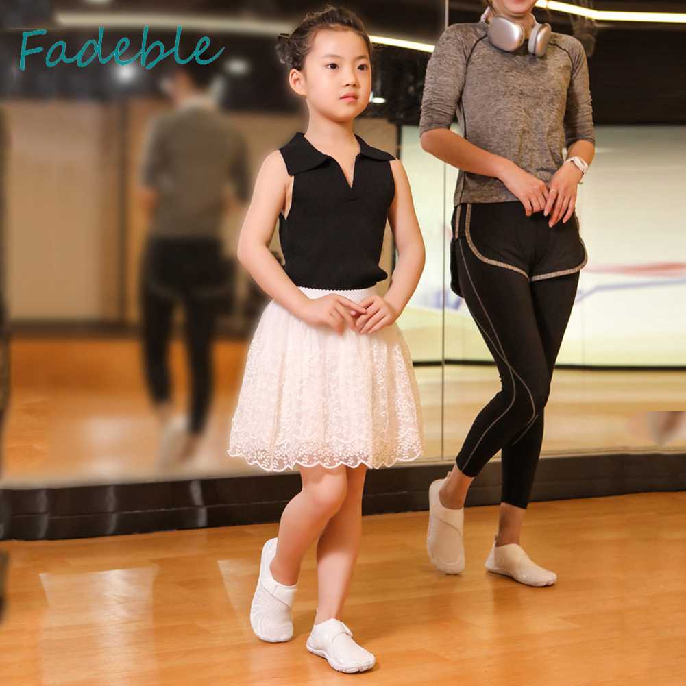 Giày Thể Thao Chống Mài Mòn Thoáng Khí Cho Nam Nữ