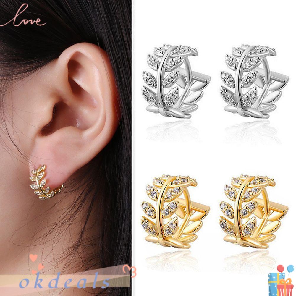 Bông Tai Hình Chiếc Lá Phong Cách Punk Cổ Điển