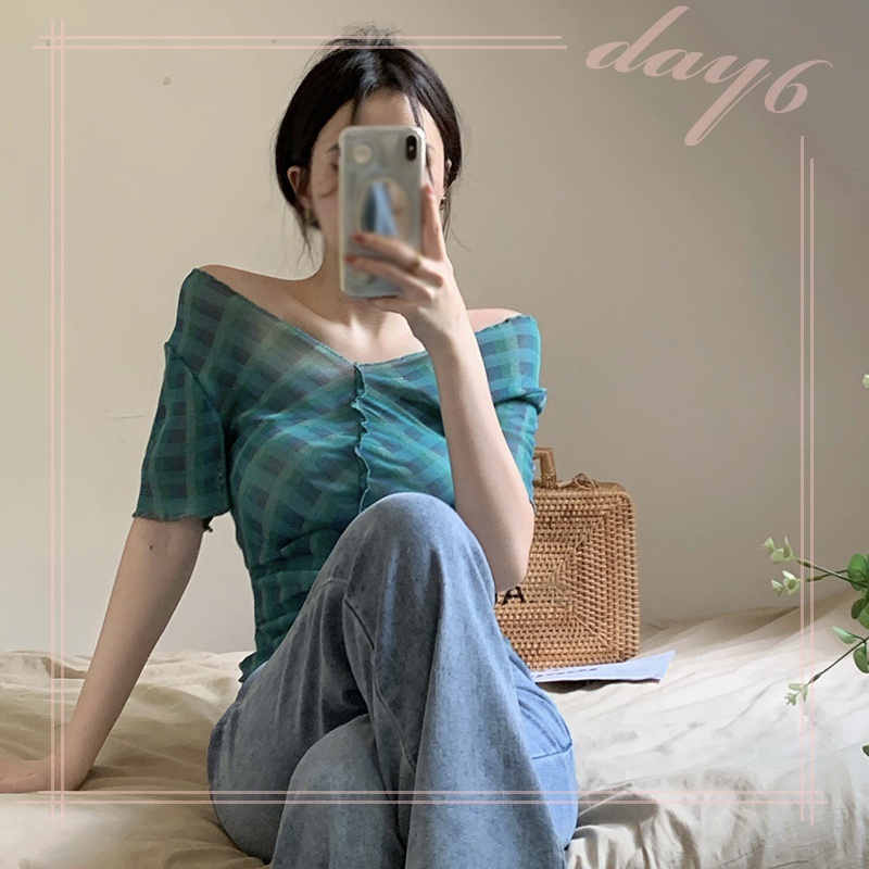 Áo Thun Nữ Ngắn Tay Trễ Vai Họa Tiết Caro Thời Trang