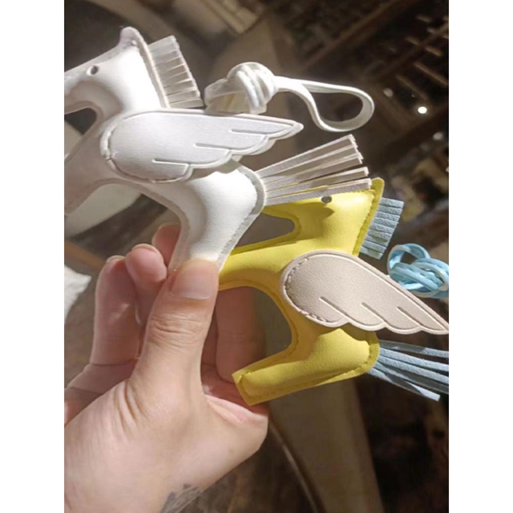 H Mặt Dây Chuyền Hình Ngựa pony mini May Bằng Tay Dễ Thương Trang Trí Túi Xách / Xe Hơi