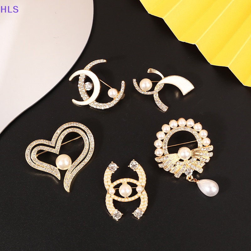 Ghim Cài Áo Hình Trái Tim Đính Đá Lụa Thời Trang