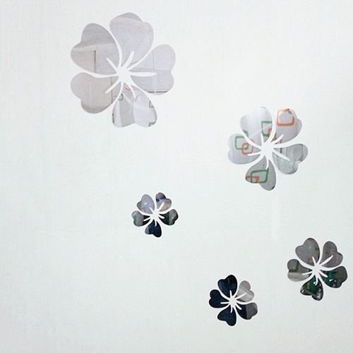 Bộ 5 Miếng Dán Tường Tráng Gương Họa Tiết Hoa 3D Độc Đáo DIY Dùng Trang Trí Nhà Cửa / Văn Phòng