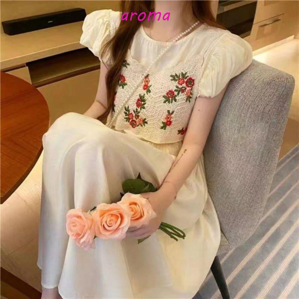 AROMA Áo Hai Dây Cổ Chữ V Họa Tiết Hoa Thời Trang Sành Điệu Cho Nữ