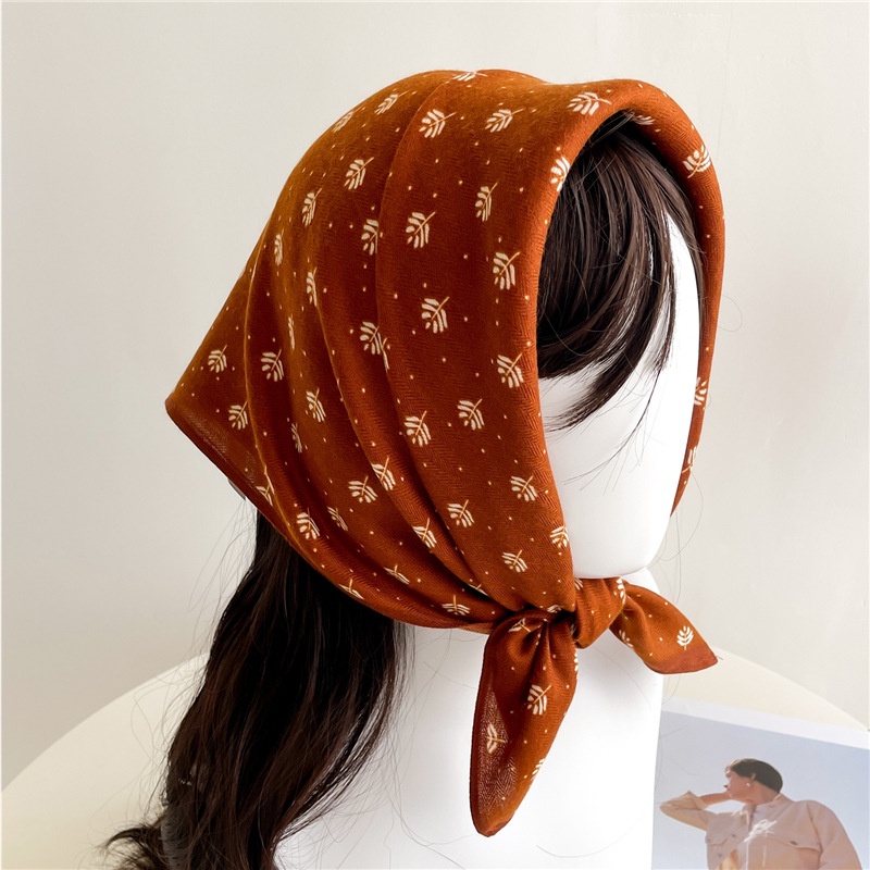 Khăn Choàng Cổ Nhung Hình Vuông 65X65Cm Màu Xanh Lá Đậm Thời Trang