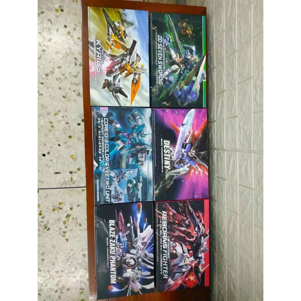 Mô Hình Lắp Ráp Gundam HG Strike Freedom Red Art Fate Tỉ Lệ 1: 144