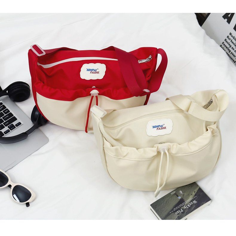 Túi Đeo Chéo Chất Liệu Nylon Kích Thước 43X24CM