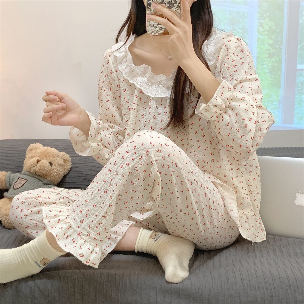 Bộ Đồ Ngủ Tay Dài Phối Ren Phong Cách Hàn Quốc Thời Trang Xuân Thu Xinh Xắn Cho Nữ