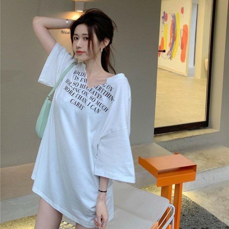 New large size Long short-sleeved T-shirt for girls loose plump MM knitted top letter printed V-neck slim fit meat tide T