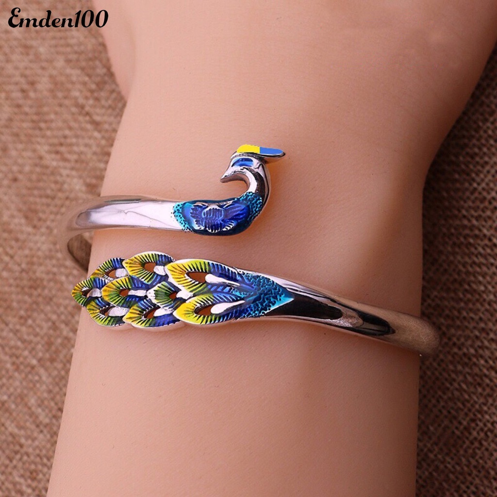 Vòng Tay Kèm Nhẫn Hình Chim Công Thời Trang
