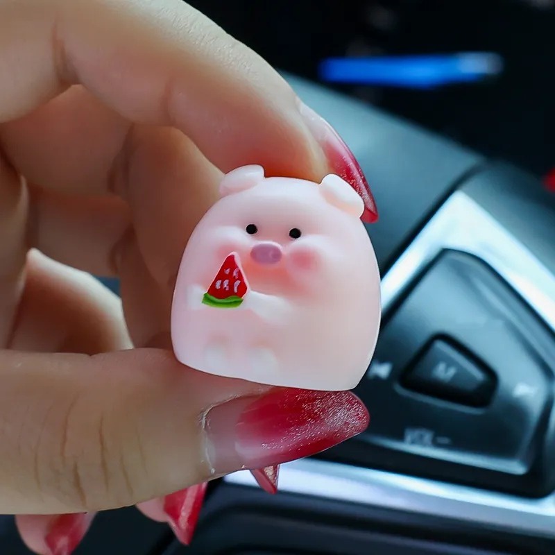 Chú Heo Hồng Hoạt Hình Bằng Nhựa resin Dễ Thương Trang Trí Nội Thất / Xe Hơi / Bảng Điều Khiển Văn Phòng / Quà Tặng Sinh Nhật / Sân Vườn