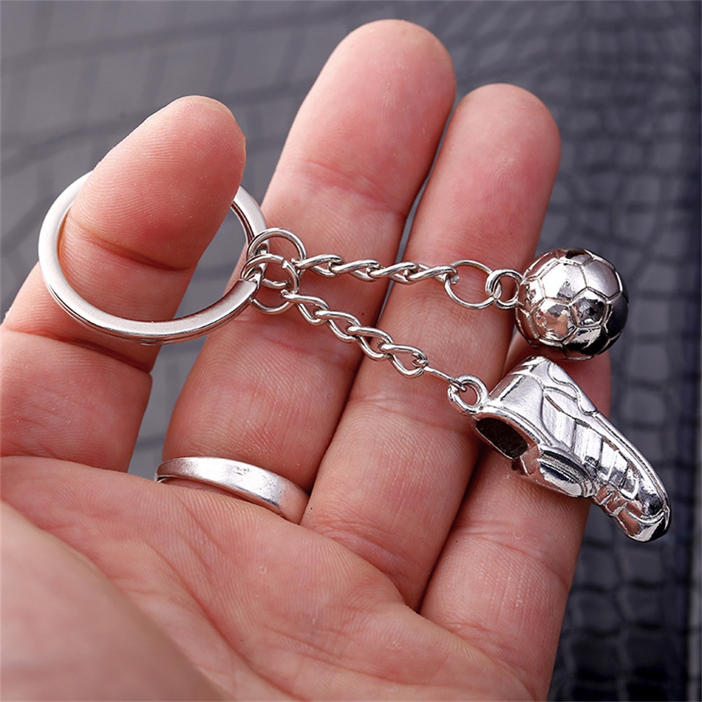 Móc Khóa Kim Loại Hình Quả Bóng Đá / Đôi Giày Độc Đáo