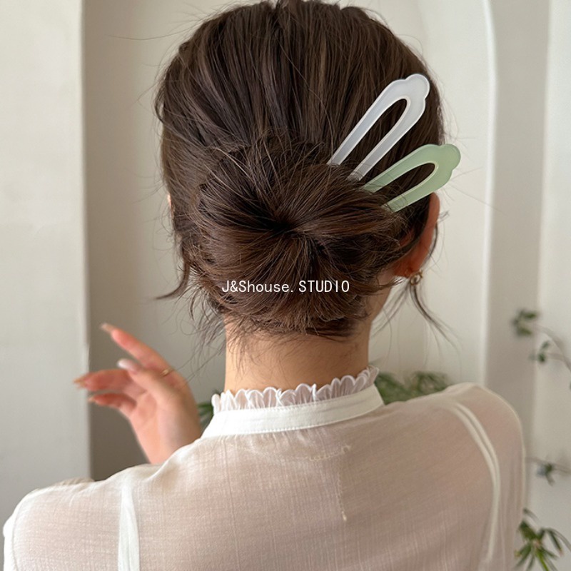 Trâm Cài Tóc Bằng Acrylic Hình Chữ U Màu Xanh Lá Phong Cách Trung Hoa Cổ Điển KF657