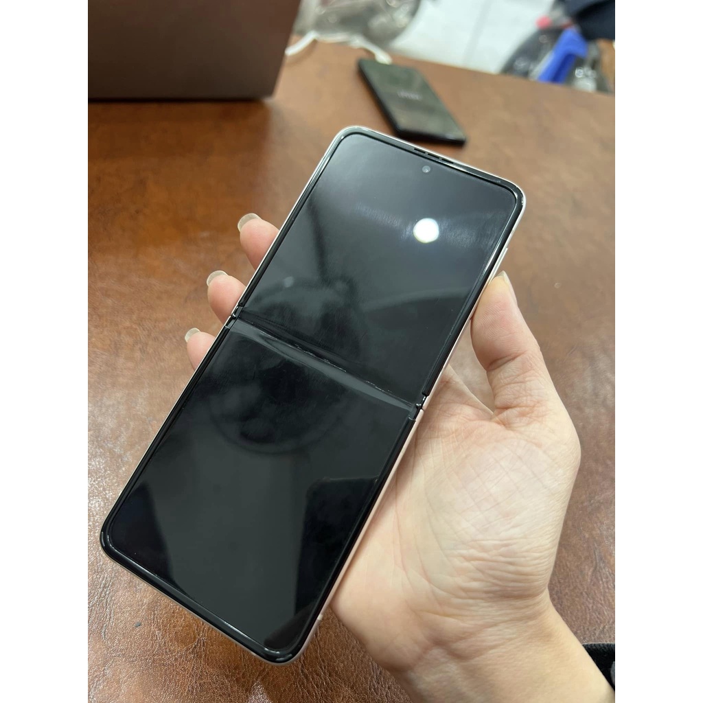 Điện Thoại Samsung Galaxy Z Flip 3 5G 256GB Chính hãng bh 12 tháng / Di động Hàn Mỹ