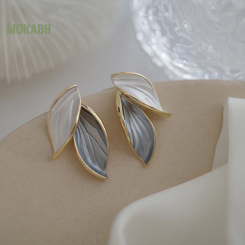 1 Đôi Bông Tai Hình Chiếc Lá Thiết Kế Nhẹ Nhàng Lâu Trôi Thời Trang Cho Nữ