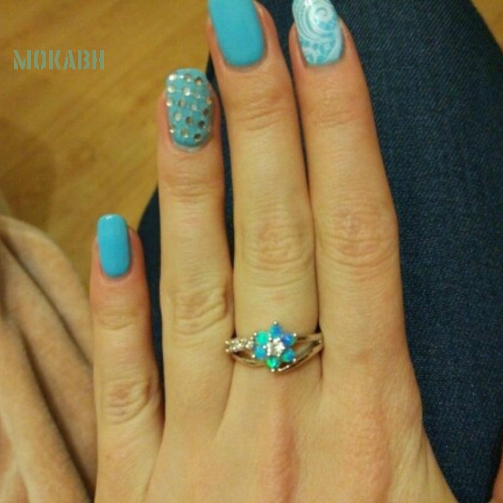 Nhẫn Đính Đá Opal Nhân Tạo Hình Tròn Lấp Lánh Thời Trang Cho Nữ