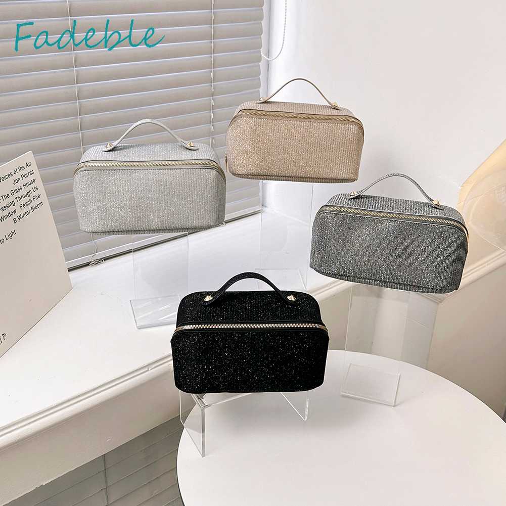 Túi Đựng Mỹ Phẩm Bằng PU Đính Đá Dung Tích Lớn Tiện Dụng