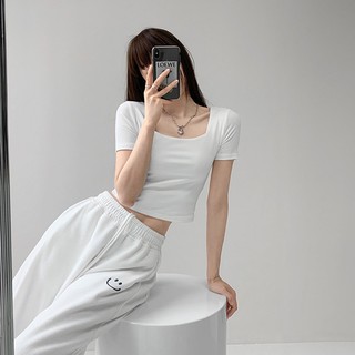Áo thun Crop Top trơn cổ vuông đơn giản phong cách basic cho nữ