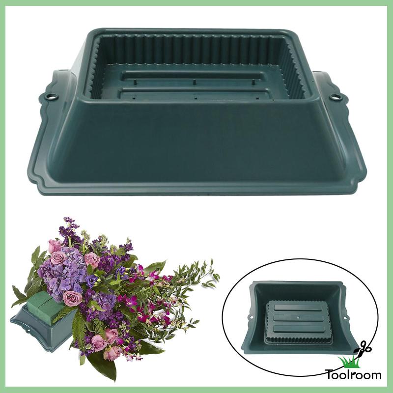 Giá Đỡ Chậu Hoa Chắc Chắn Tiện Dụng Cho Sân Vườn