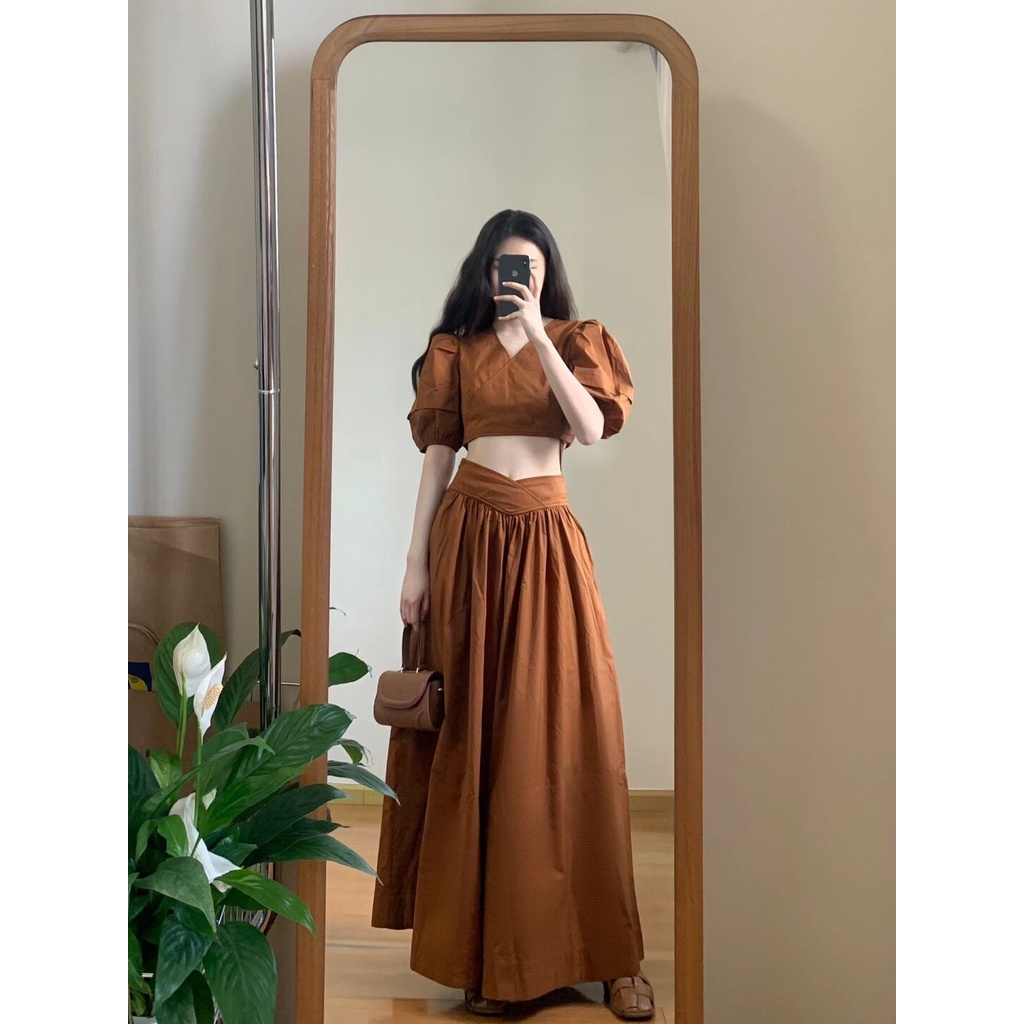 Bộ Áo Tay Phồng + Chân Váy Ngắn Lưng Cao Phong Cách Hoàng Gia Pháp Thời Trang Mùa Hè 2023 Mới Cho Nữ