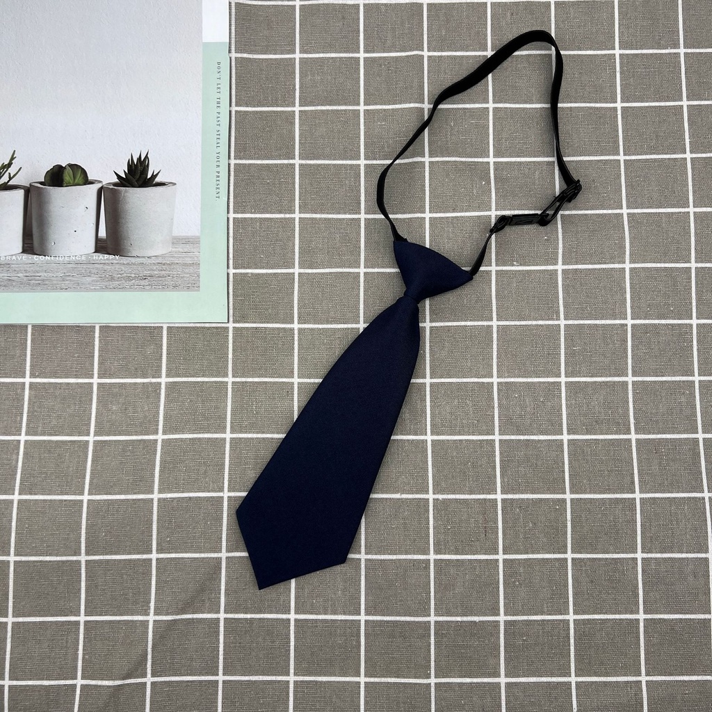 Cà Vạt Nhỏ Màu Trơn Xinh Xắn Cho Bé