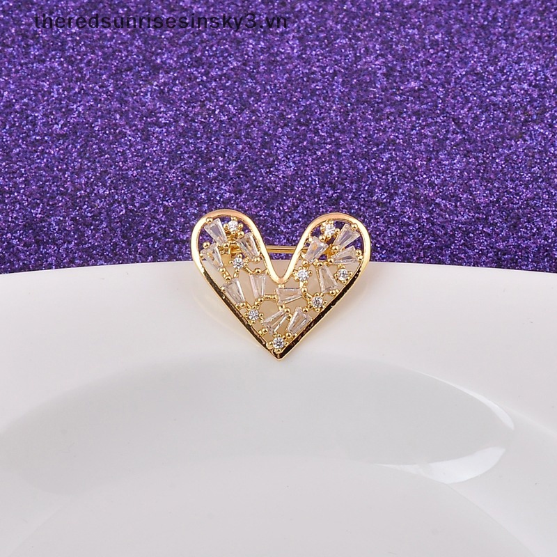 Ghim Cài Áo Hình Trái Tim Thời Trang Dành Cho Nữ