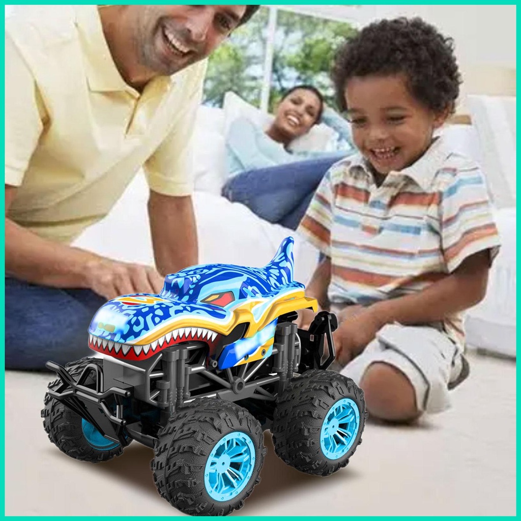 Xe Tải Cá Mập Điều Khiển Từ Xa 2.4Ghz Tỉ Lệ 1: 18 Kèm Sạc Lại Được