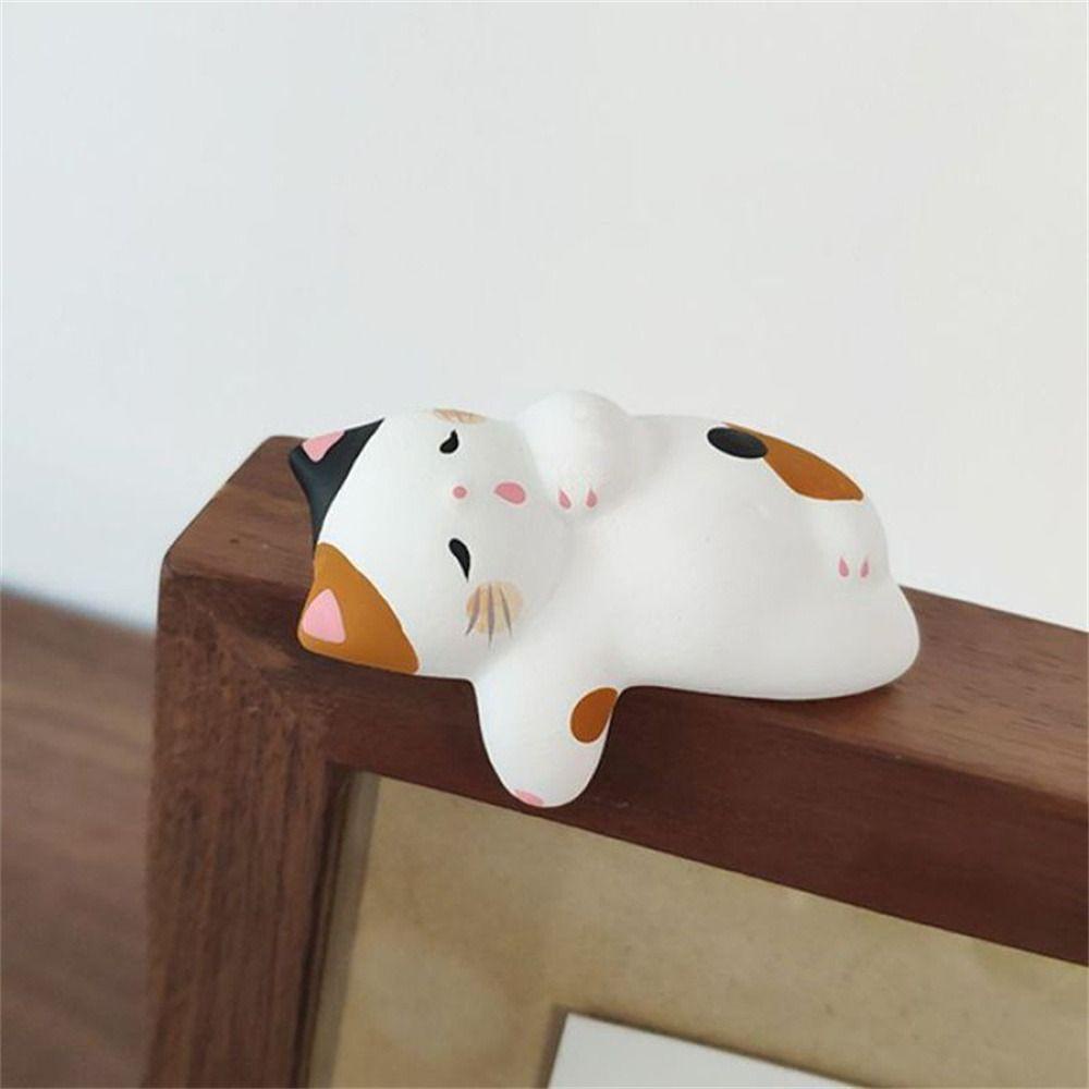 Đồ trang trí Chú Mèo Đen Mini Bằng Nhựa Resin Trang Trí Xe Hơi