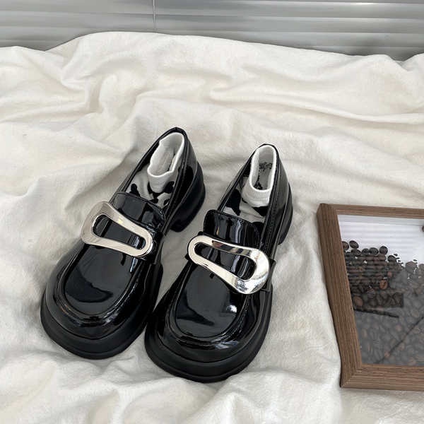 Giày Lười Da Đế Dày Phối Khóa Kim Loại Phong Cách Nhật Bản