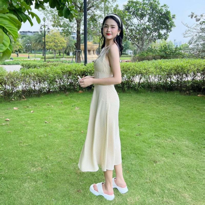 Váy 2 Dây nhún ngực Bằng Lụa Mát Họa Tiết Hoa NHí Phong Cách Mới Thời Trang Mùa Hè Ngọt Ngào