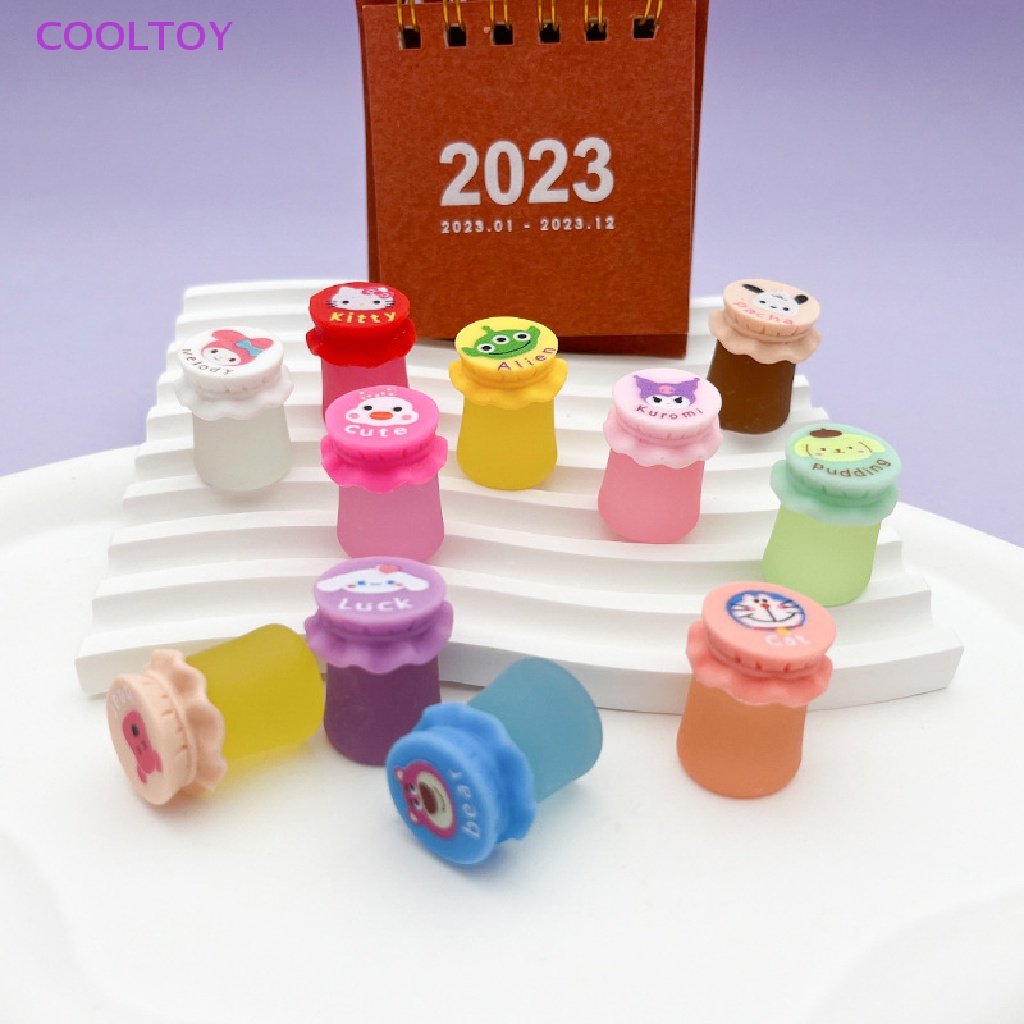 Set 2 Đồ trang trí Bình Mật Ong Mini Bằng Nhựa Resin Dạ Quang Trang Trí Bảng Điều Khiển Xe Hơi