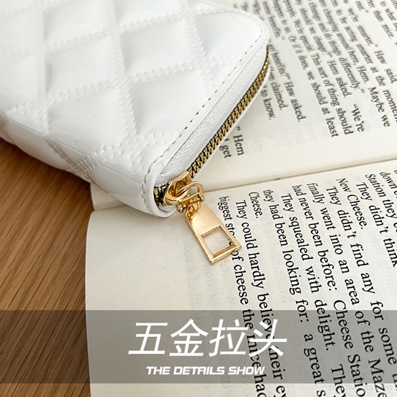 Ví Cầm Tay Nhiều Ngăn Họa Tiết Hình Thoi Đơn Giản Cho Nữ