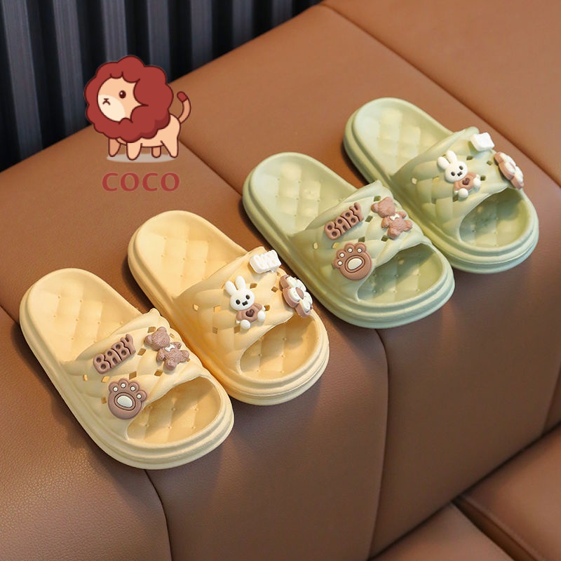 Dép Quai Ngang Chống Trượt Họa Tiết Hoạt Hình Dễ Thương Cho Ba Mẹ Và Bé