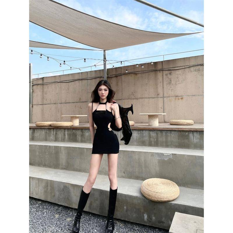 Đầm Ôm Hông Không Tay Khoét Lỗ Màu Đen Thời Trang Mùa Hè Cao Cấp Dành Cho Bạn Nữ