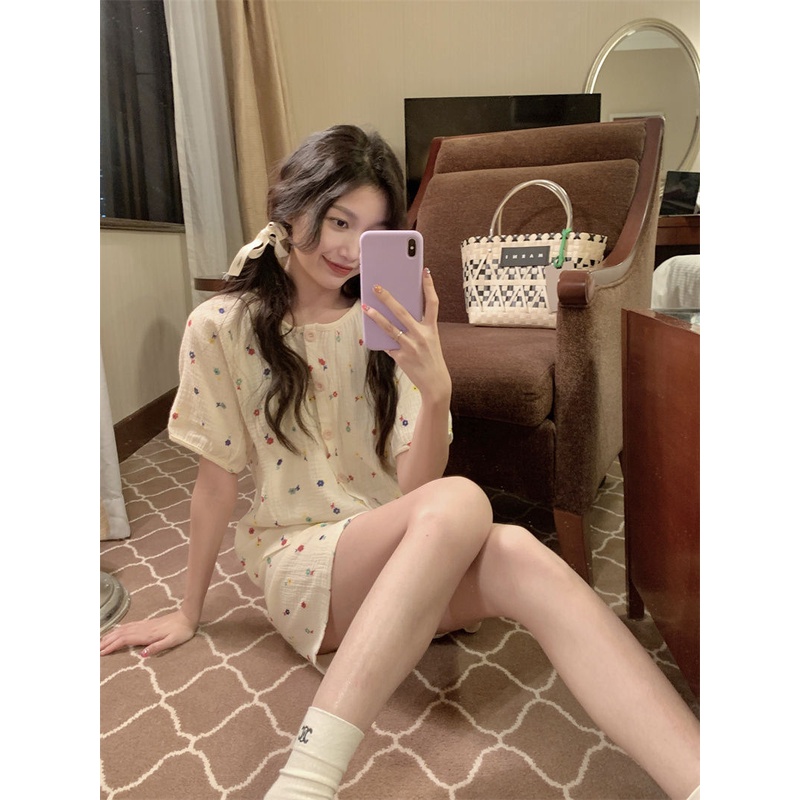 Bộ Đồ Ngủ Tay Ngắn In Hoa Dễ Thương Thoải Mái Thời Trang Mùa Hè Cho Nữ