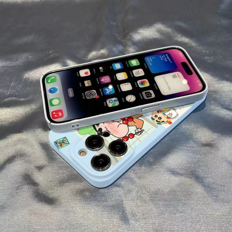 Ốp Lưng Bé Shin Ngộ Nghĩnh Nhiều Mẫu Mã Cho Điện Thoại Apple 12max 14Pro Iphone138P xsmax / 11 P6F1